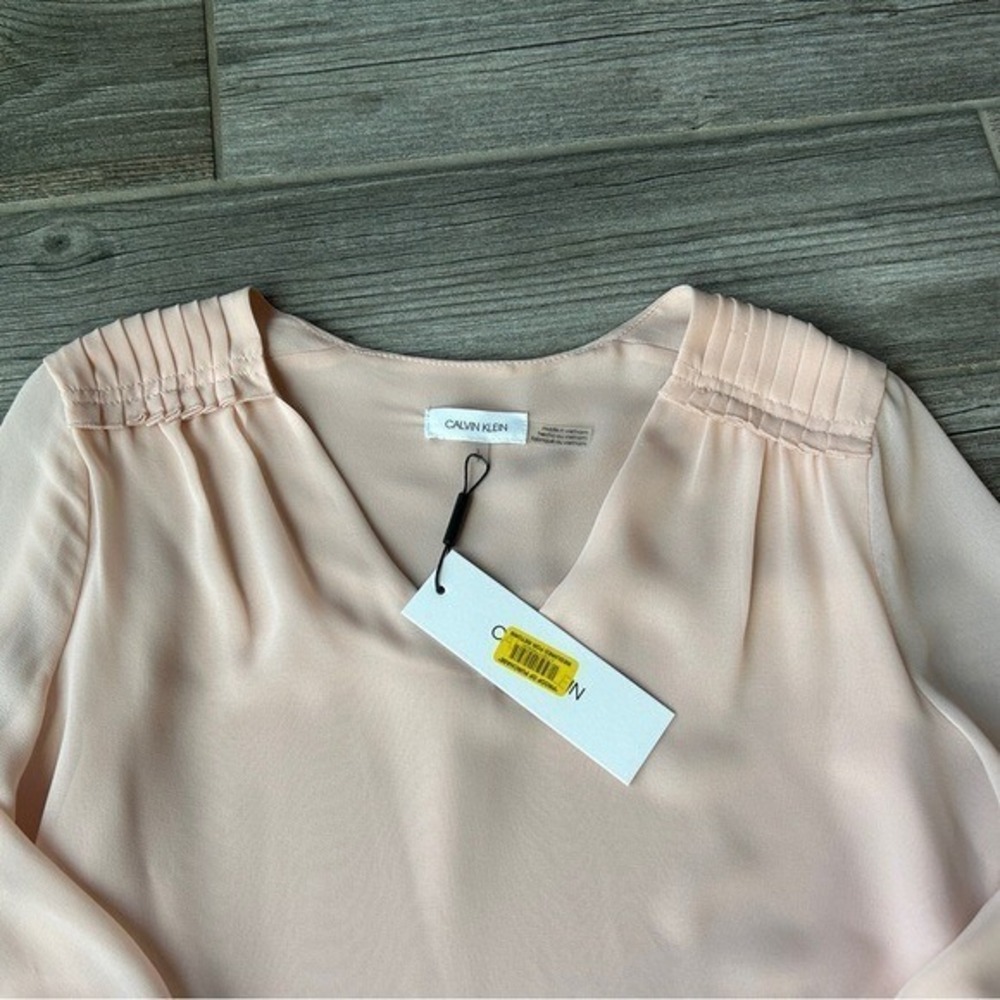 NWT Calvin Klein Work Wear Blush Pink‎ Top Small Soft Girl Romantic Coquette - Picture 2 of 4